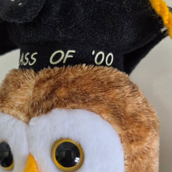 3/$25 NWT BEANIE BABY - Wisest Owl Class of '00 - Picture 2 of 3